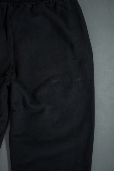 Majesty Sweatpants - Jet Black