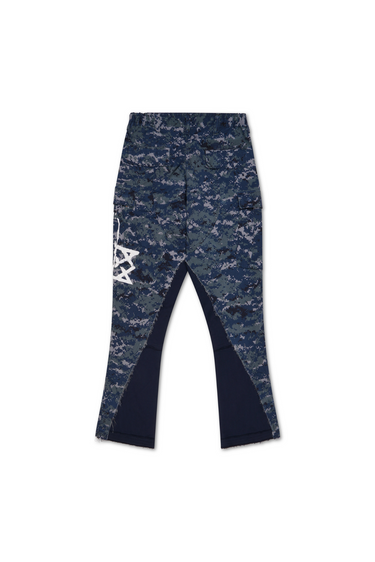 RealArtisticPeople Camo Cargo Flare Digital Blue